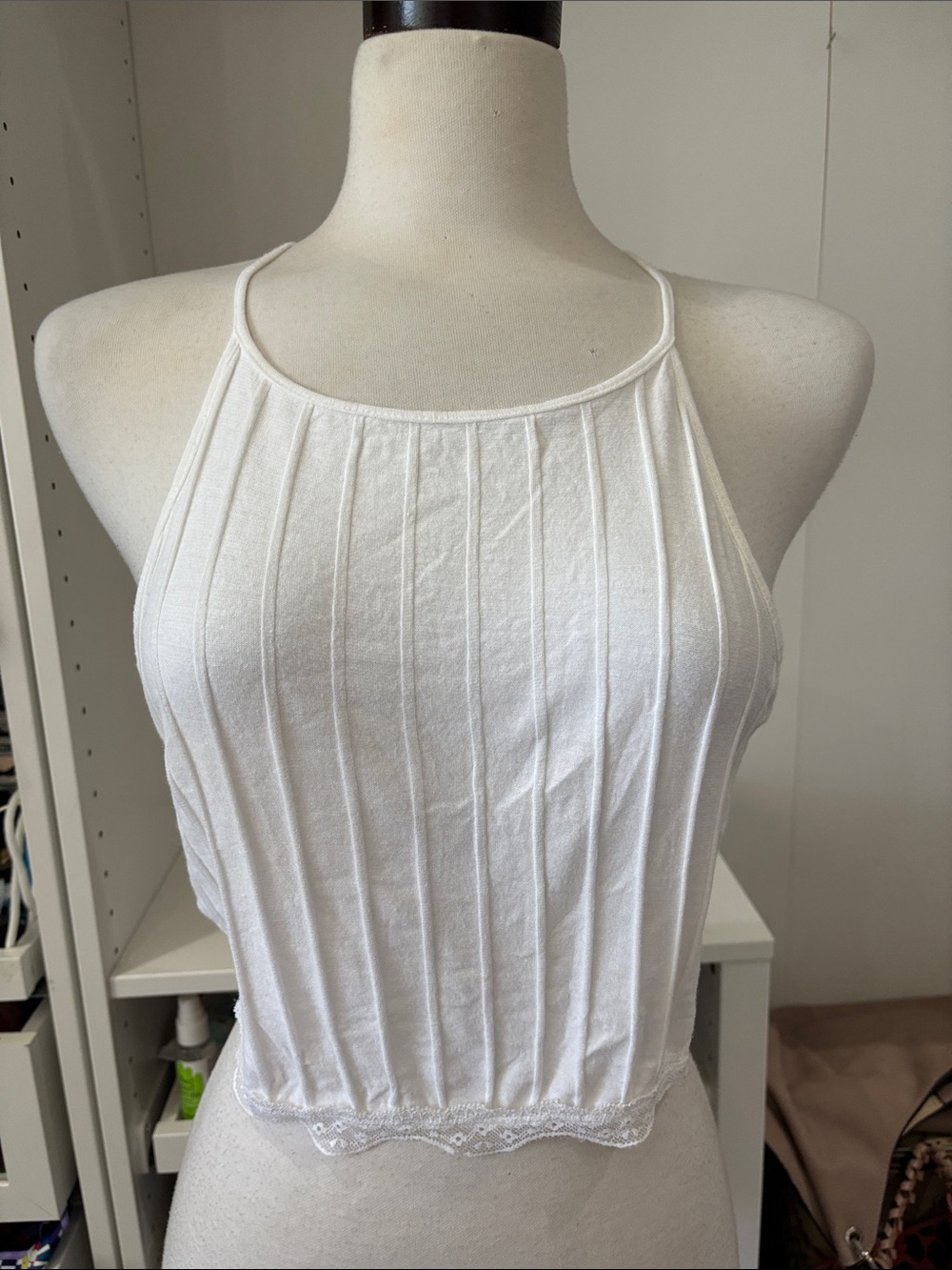 Colsie White Ribbed Lace-Hem Halter Camisole